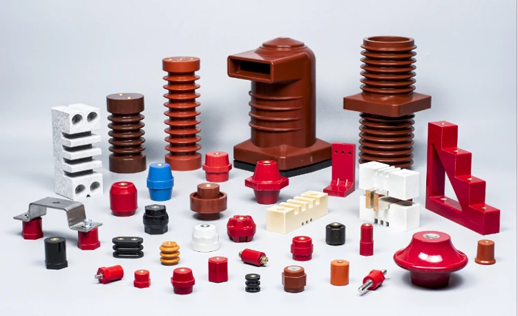 Isolateur composé de résine époxyde de suspension de l'isolateur 10kv électrique de barre omnibus pour le Cabinet à haute tension
