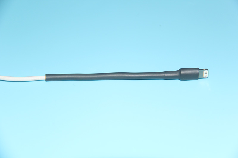 Métodos y pasos de uso correctos para el tubo termorretráctil del cable de datos de teléfonos móviles