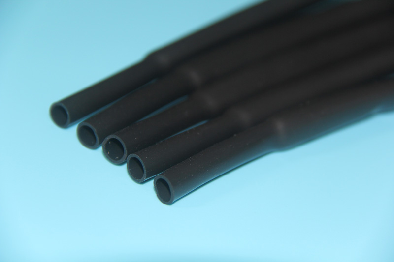 La diferencia entre los tubos termorretráctiles de caucho fluorado y los tubos termorretráctiles de silicona